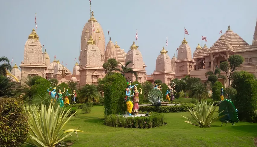 Golden Triangle with Ayodhya & Varanasi